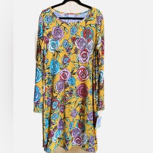 NEW with tags 3XL floral Lularoe Debbie dress 🌸